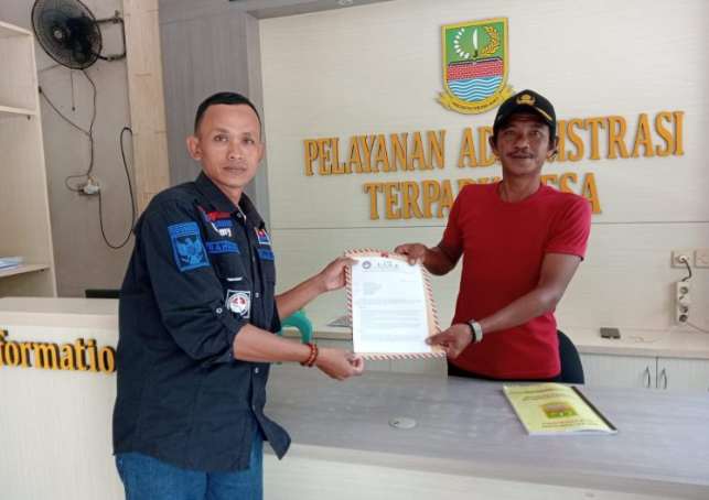 Diduga Ada Kejanggalan, Oknum Perangkat Desa dan Istri Kades Minta Uang Ke Masyarakat, Berdalih Pajak: LSM LIAR Berikan Surat Cinta