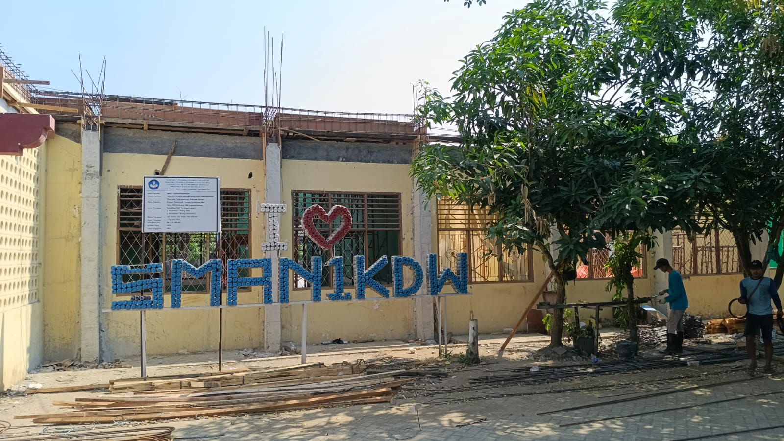 SMAN 1 Kedungwaringin Abaikan Konfirmasi dan Klarifikasi Media, LSM GANAS: Revitalisasi Sekolah Tidak Jelaskan Pelaksana Kegiatan