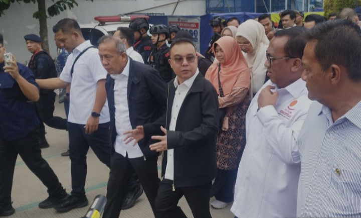 Wakil Ketua DPR RI, Sufmi Dasco Sidak PT Michelin di Cikarang